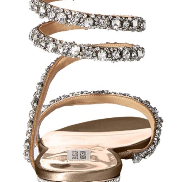 Women's flat sandals with diamonds